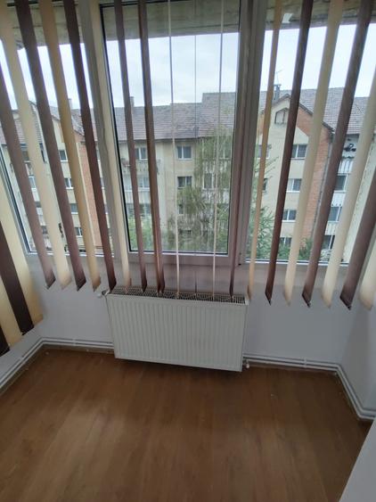 2 Camere de inchiriat - 6