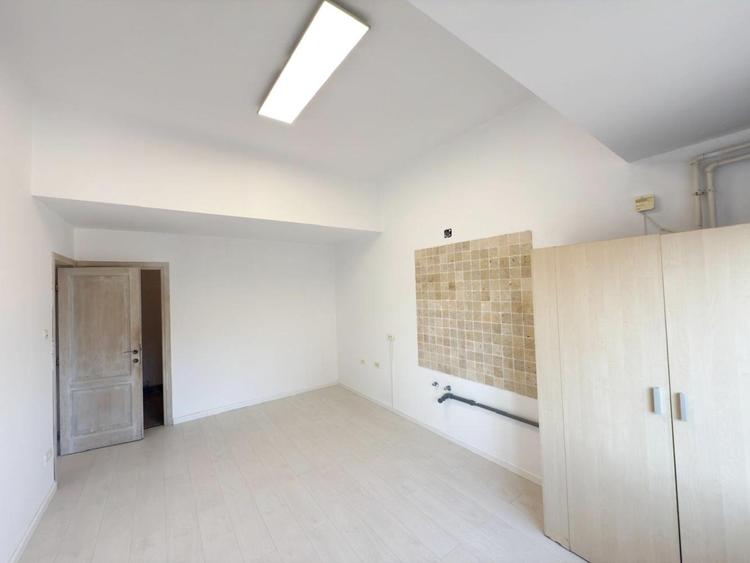 Dorobanti, zona Beller, spatiu Birou, 3 camere, Cladire 2005 - 23