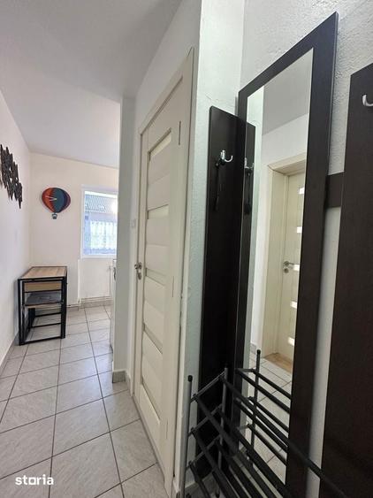 Apartament 1 camera, decomandat, Gradi?te, etaj 4/4 - 5
