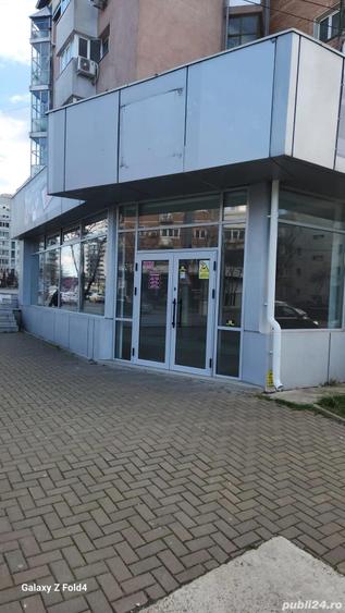 Spatiu Comercial - Zona de Trafic Intens - 9