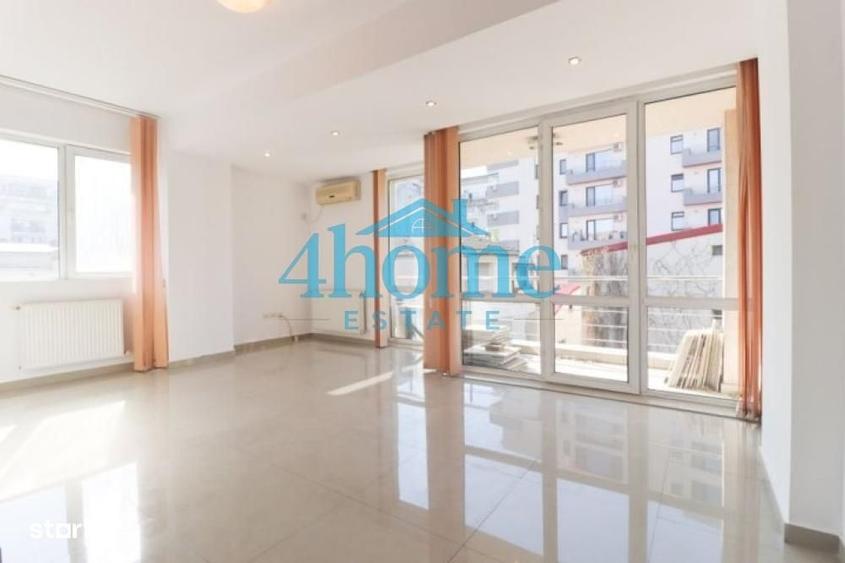 Apartament cu 3 camere în Unirii