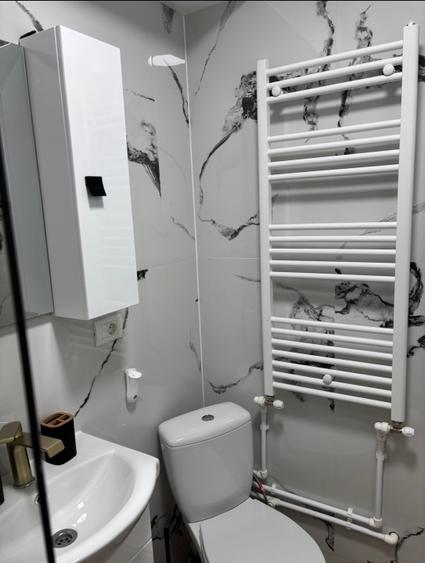 Închiriez garsoniera - 2