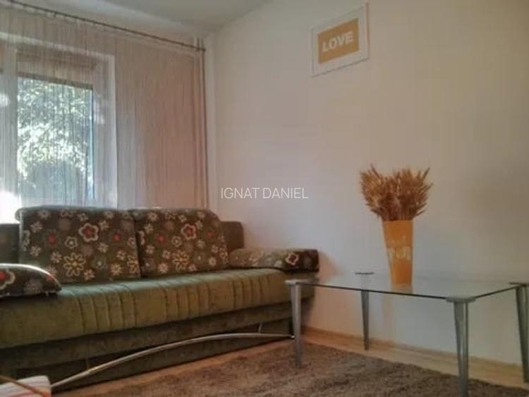 Apartament cu 2 camere, etajul 3/4, zona Podu Ros-Odeon
