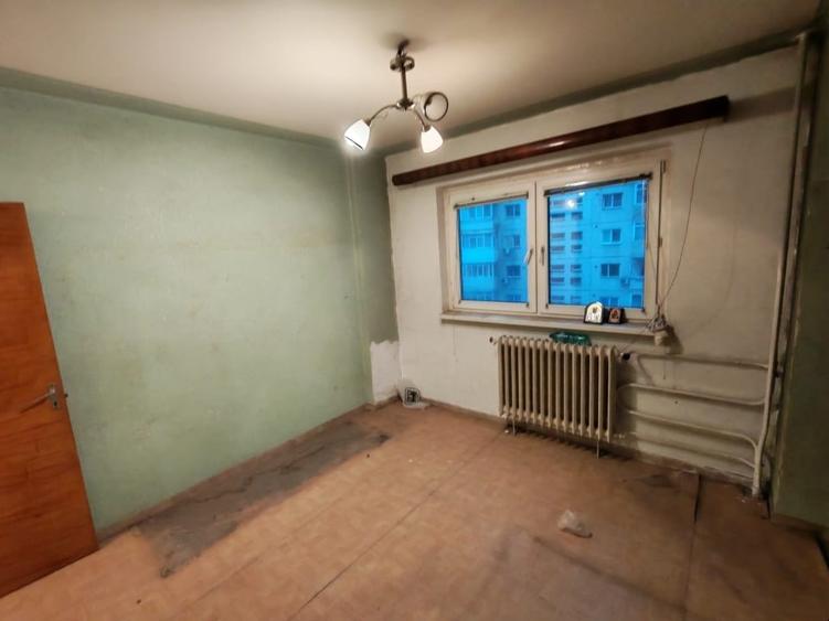 Apartament 2 camere et 6/8 - Bl. Ghencea 42 - bloc 1981 - 3