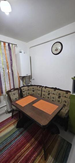 Apartament 3 camere confort 1 semidecomandat in zona Micro 3 Buzau - 3