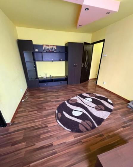 Apartament 2 camere semidecomantate, parter , Filiasi - 1