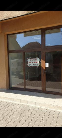 Spatiu comercial de inchiriat - 2