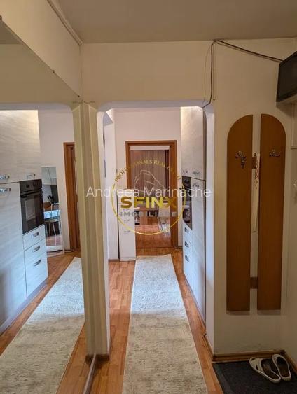 3 camere de vanzare Calea Mosilor
