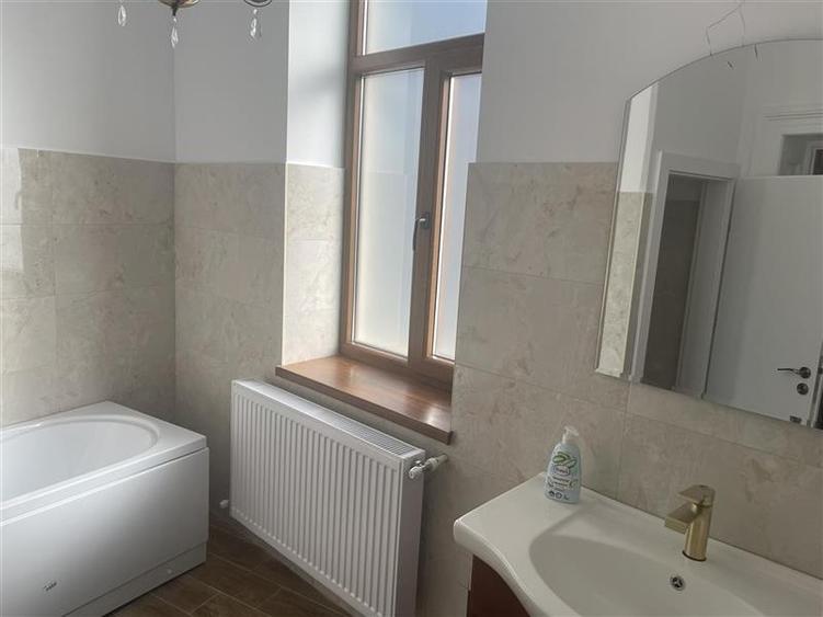 Dacia Polona casa singur curte D+Parter inalt 4 camere ideal birou - 7