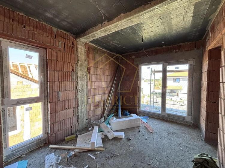 COMISION 0% Duplex despartit cu 4 camere | UMFT - 11