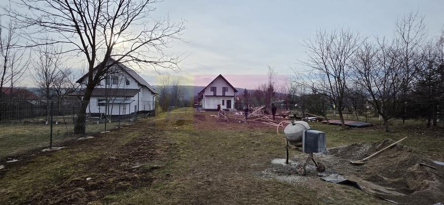 Vila de vanzare cu 4 camere in Brebu - 5