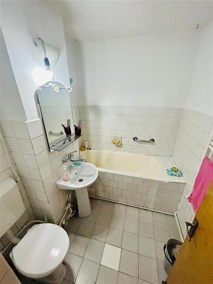 3 camere decomandat, bloc din 1980 zona Alaexandru-Rond Zimbru - 9