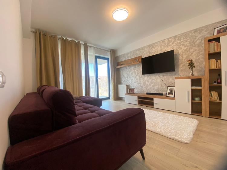 Apartament 2 camere decomandat, Loc de parcare, Boxa, etaj intermediar,totul nou - 1