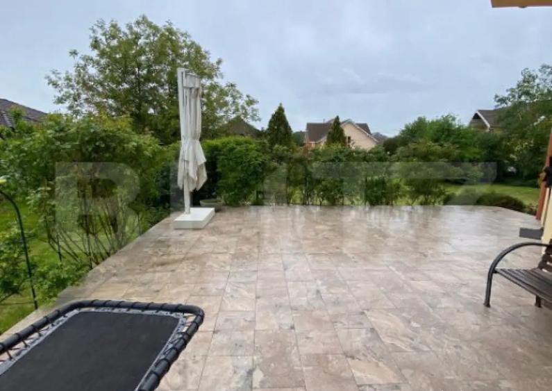 Casa individuala de vanzare, 250 mp utili, teren 1200 mp, - 1