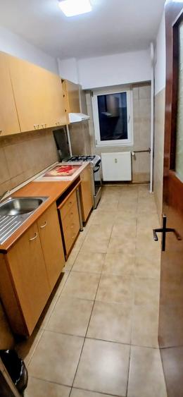 INCHIRIERE GARSONIERA SEBASTIAN - RAZOARE - 7