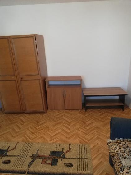 Închiriez apartament 2 camere  - 5