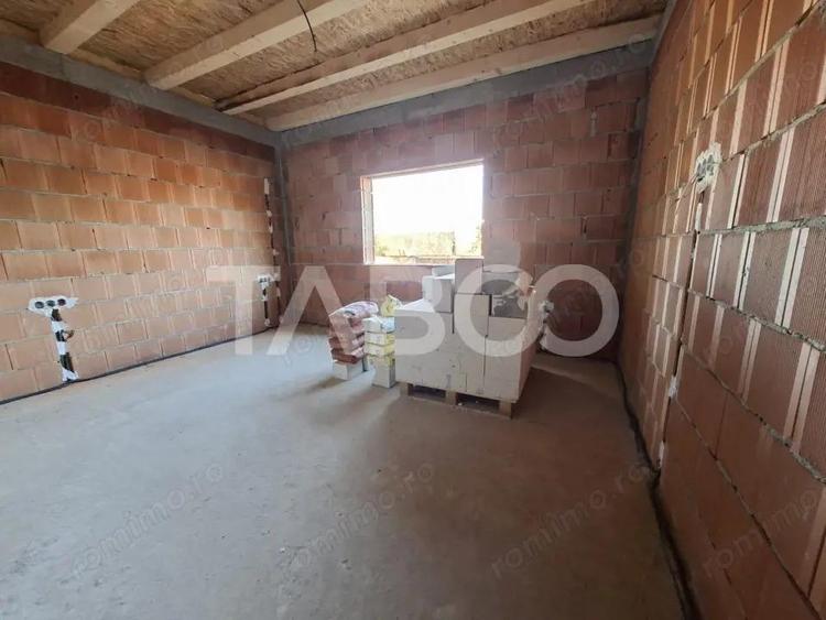 Casa individuala de vanzare in Mohu - la cheie si cu toate utilitatile - 9