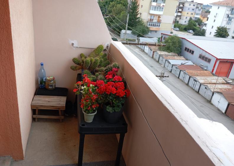 Apartament 3 camere, decomandat, Campia Turzii - 7