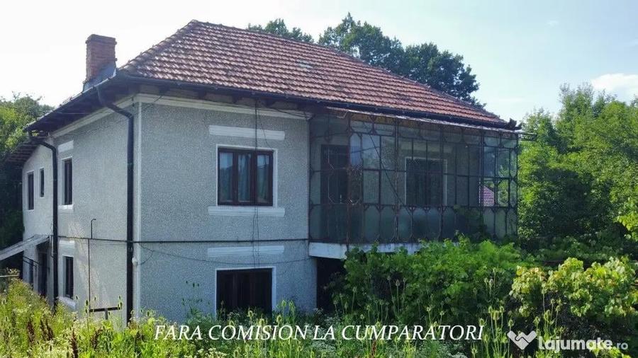 CASA CU TEREN 1730 MP, UTILITATI RACORDATE - 12