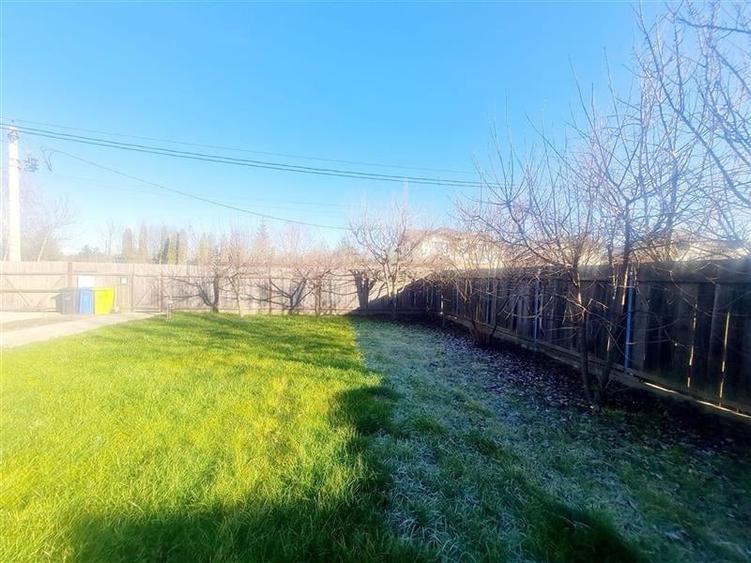 Prima inchiriere! Rezidenta cocheta, cu gradina, curte, garaj, Sanpetru - 4