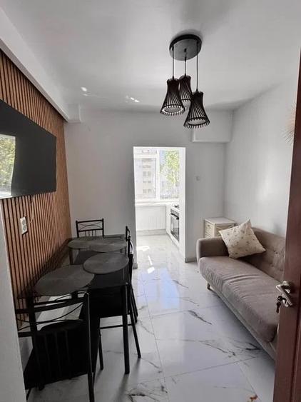 Apartament de lux cu 3 camere , zona FALEZA NORD - 1