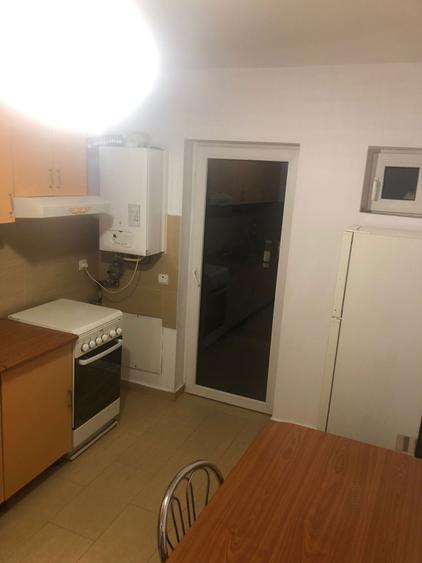 Apartament cu 2 camere spatioase si doua terase mari - 1