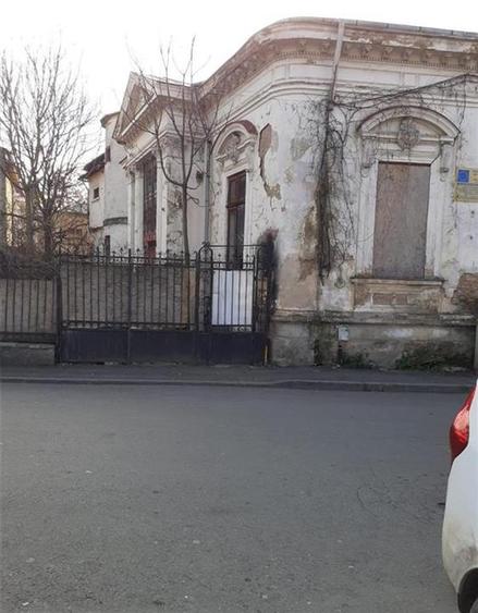 Vanzare casa + teren | Unirii - Cartier Evreiesc | teren 566 mp | necesita renov - 4