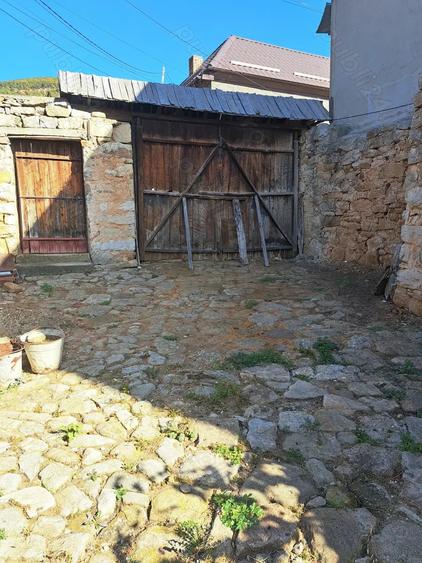 Casa batraneasca la Svinita - 2