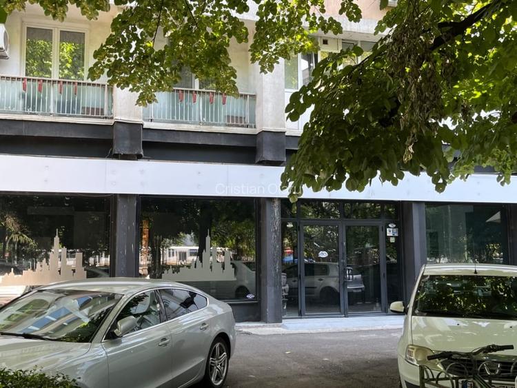 INCHIRIERE SPATIU COMERCIAL SOS. STEFAN CEL MARE 298 mp. INCHIRIERE SPATIU COMERCIAL SOS. STEFAN CEL MARE 298 mp.