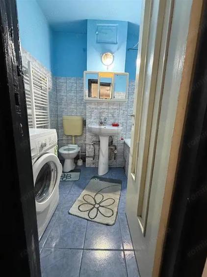 DAMBOVITA - ETAJ 2 - DECOMANDAT - 3 CAMERE - CENTRALA PROPRIE - 2