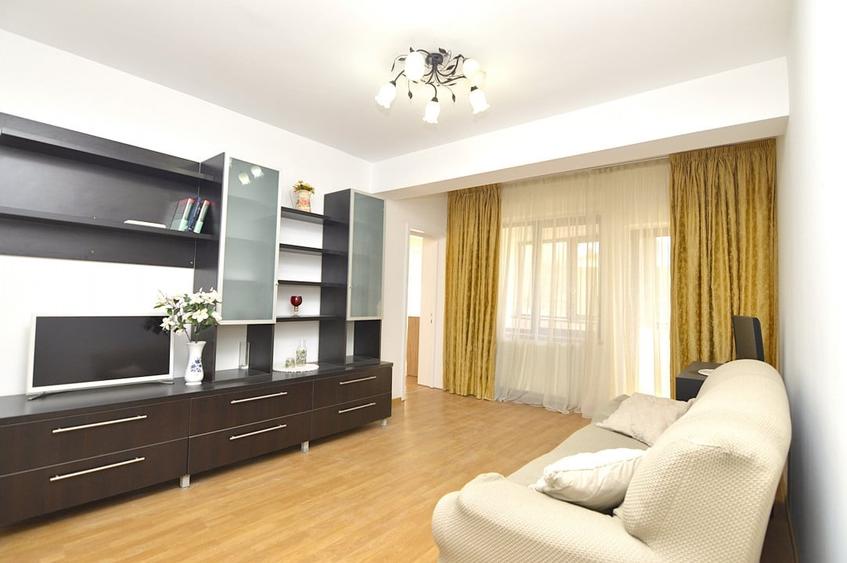 INCHIRIERE APARTAMENT 3 CAMERE UNIRII - FANTANI - 9