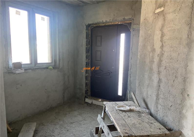 Casa de in sat Botarlau , parter si mansarda cu suprafata - 10