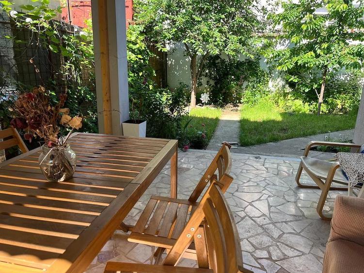 Casă cu 3 camere cu Teren 265 Mp în Giurgiului
