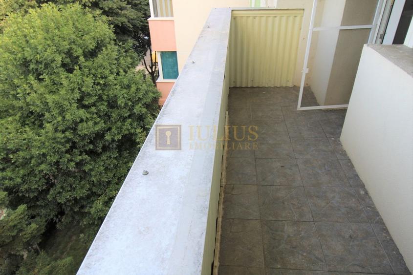 3 camere, clima, bloc anvelopat, Str. Cosminului - Girocului. - 13