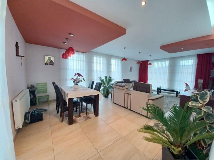 Casa individuala de exceptie  D+P+E,  mobilata si utilata - 10