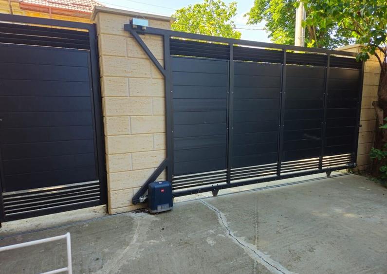 Casa renovata complet zona Mall - 18