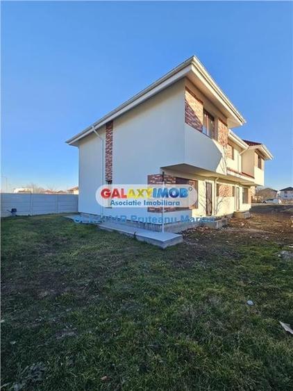 Vanzare vile Individuale de tip Duplex situate aproape de Str Dantelei - 27