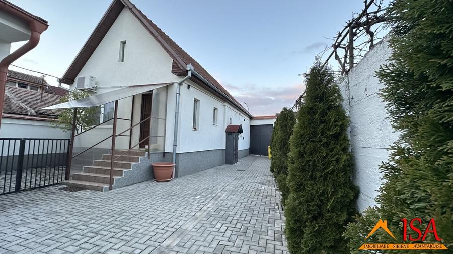 Casă individuală + spațiu birou separat | Curte 800 mp | ȘELIMBĂR - 1