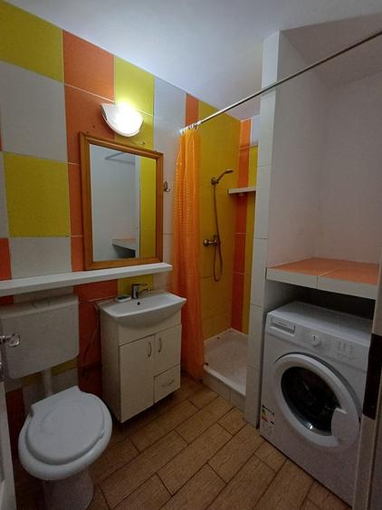 Inchiriez garsoniera - 5