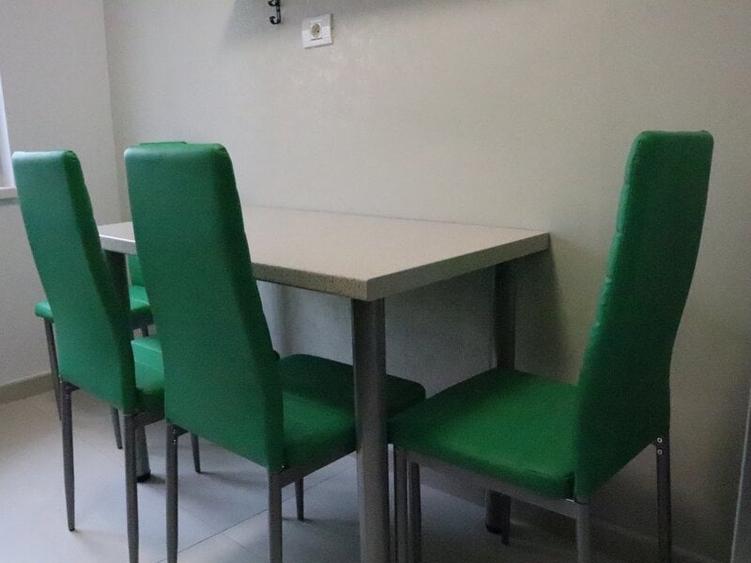 Theodor Pallady/piata Trapezului,1 minut metrou - 11