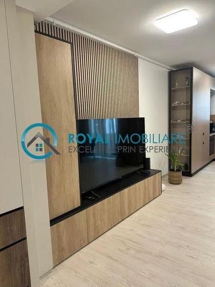 Royal Imobiliare - Vanzare apartament 3 camere zona Albert - 2