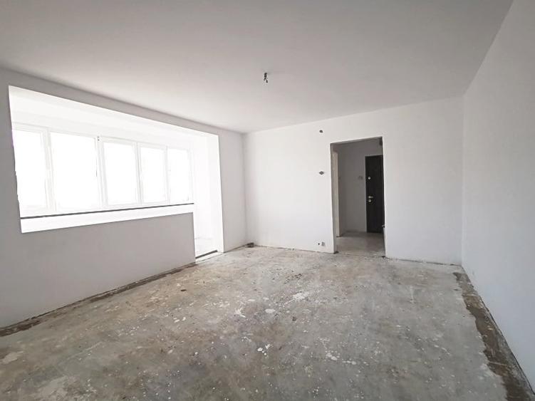 Vanzare 3 cam Obor, Masina de Paine, proaspat zugravit, loc parcare - 3