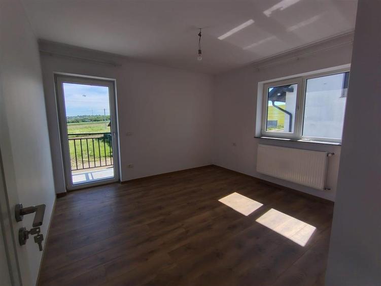 Casa tip duplex, Ipotesti, C-5581 - 1