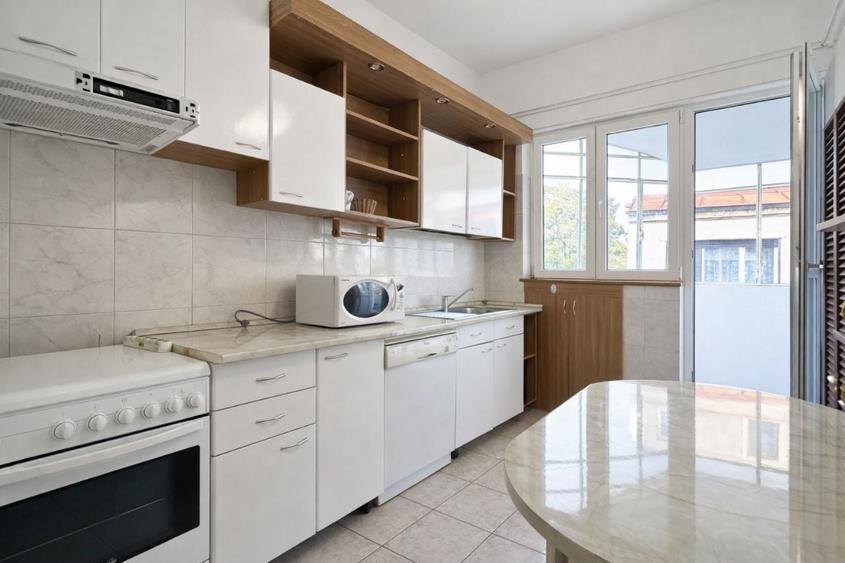 Apartament 3 camere pentru activități profesionale | Piața Victoriei - 7