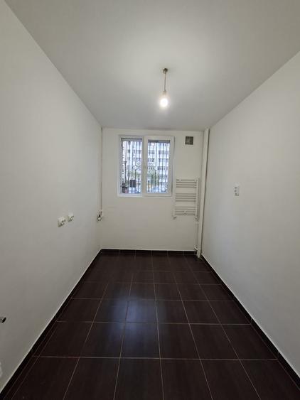 Obor,Mihai Bravu langa Primaria Sectorului 2 - 10