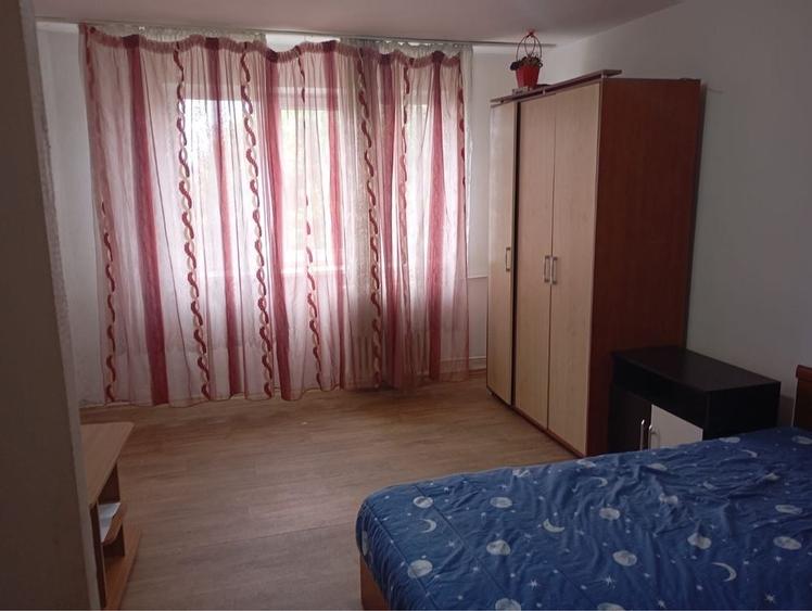 Garsonieră în Craiovița Nouă