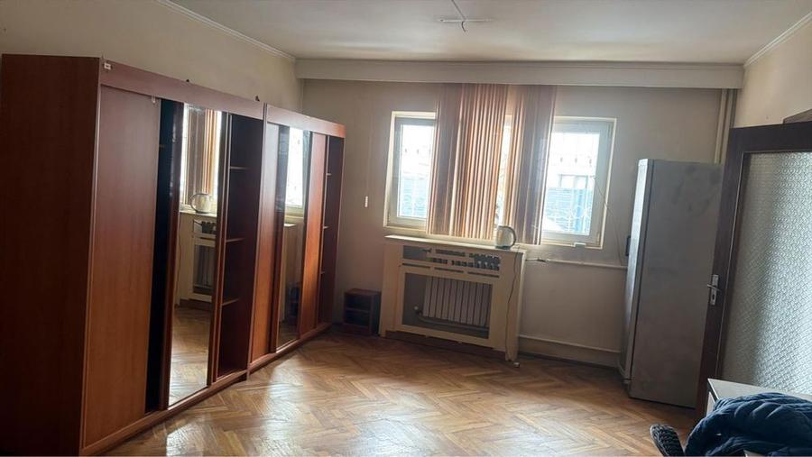 Cladire 6 camere de inchiriat Constanta- zona Lahovari - 4