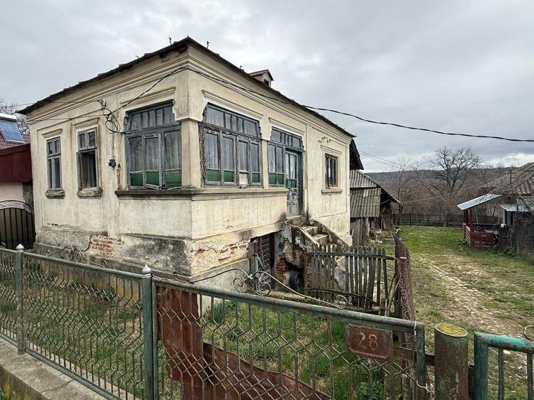 Casa + teren + spatiu comercial - Cosesti, Arges (Jupanesti) - 6