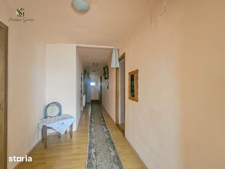 Apartament cu 3 camere decomandat, mobilat în Central