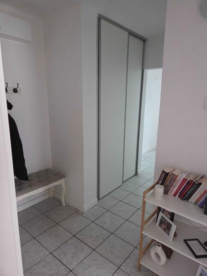 Ap 3 cam decom , 2 bai, 2 balcoane inchise, Etaj 4/4, Tip PB. H Coada - 5